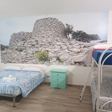 Bed And Breakfast Murales Orgosolo Buitenkant foto