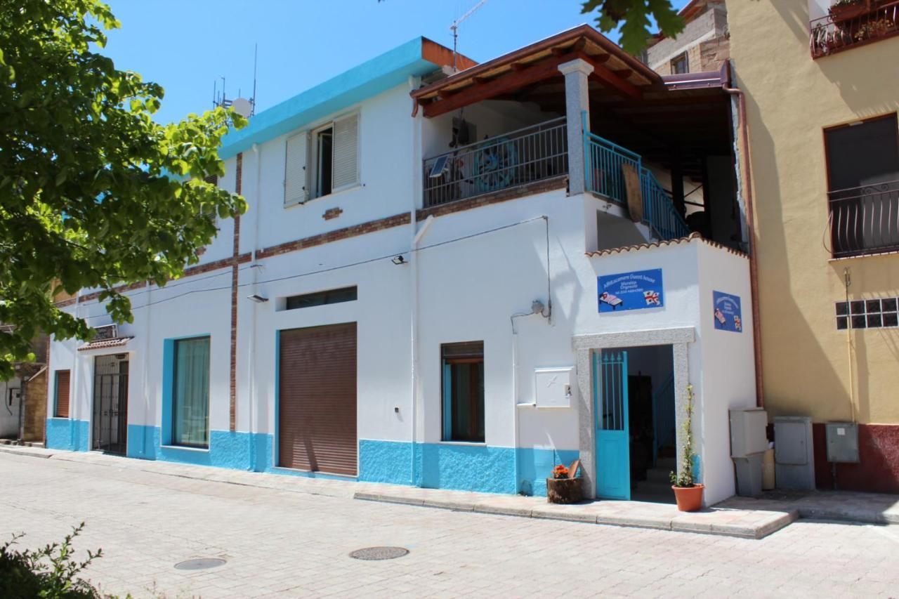 Bed And Breakfast Murales Orgosolo Buitenkant foto