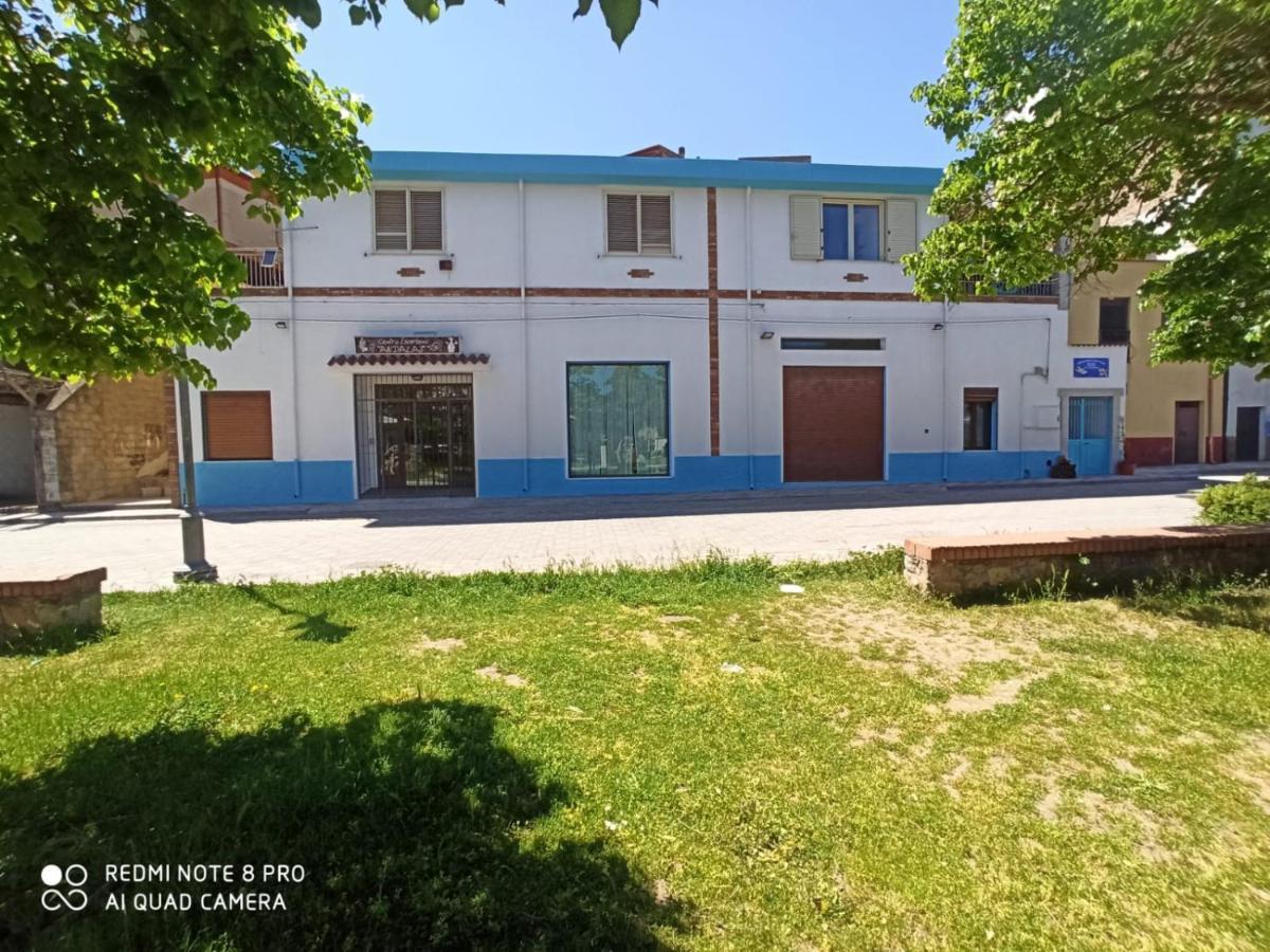 Bed And Breakfast Murales Orgosolo Buitenkant foto