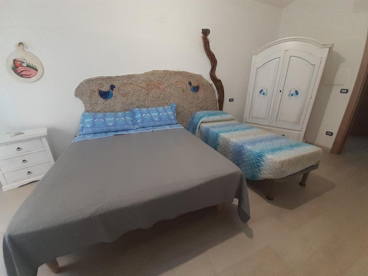 Bed And Breakfast Murales Orgosolo Buitenkant foto