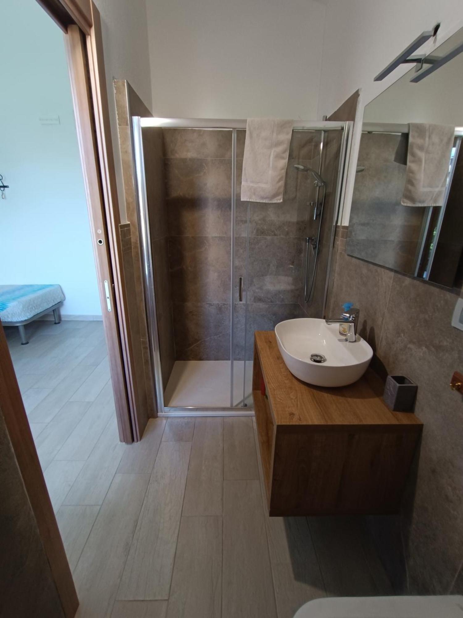 Bed And Breakfast Murales Orgosolo Buitenkant foto