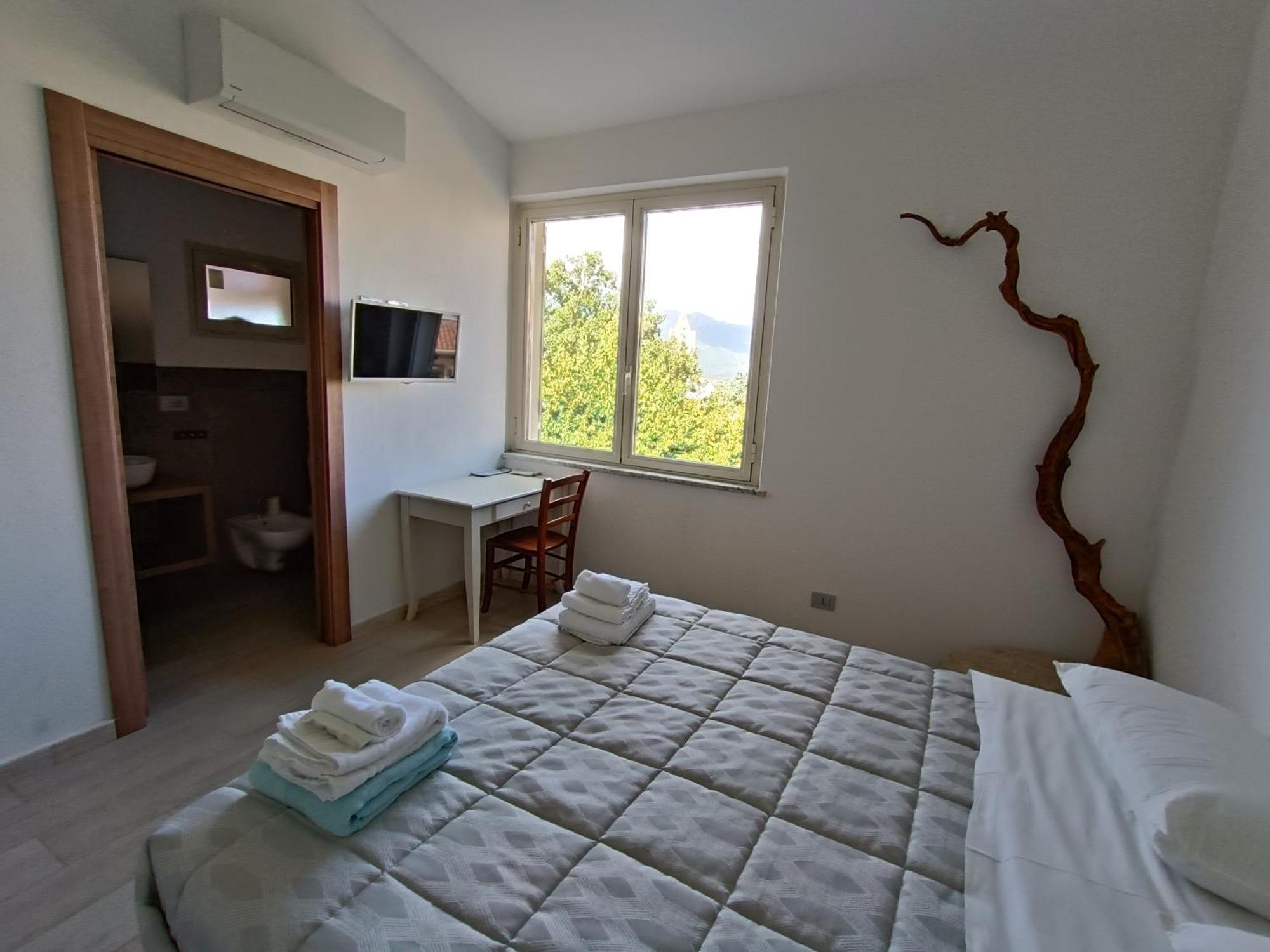 Bed And Breakfast Murales Orgosolo Kamer foto
